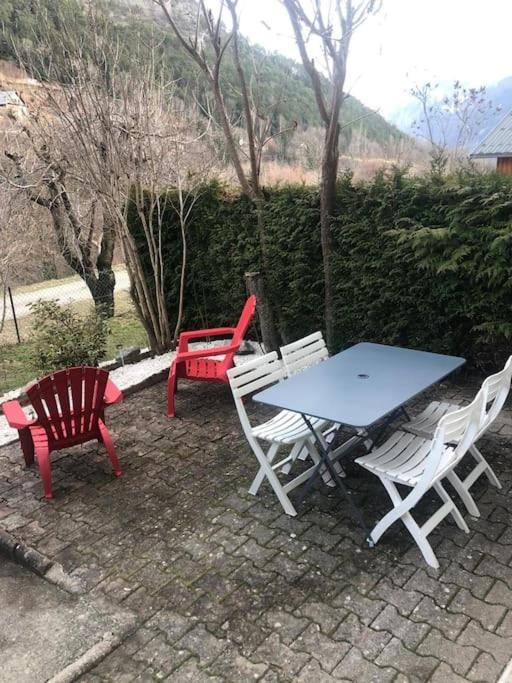 Appartement rez de jardin montée de l'alpe d'Huez La Garde  Exterior foto