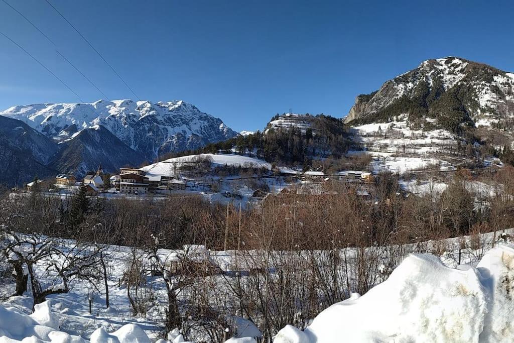 Appartement rez de jardin montée de l'alpe d'Huez La Garde  Exterior foto