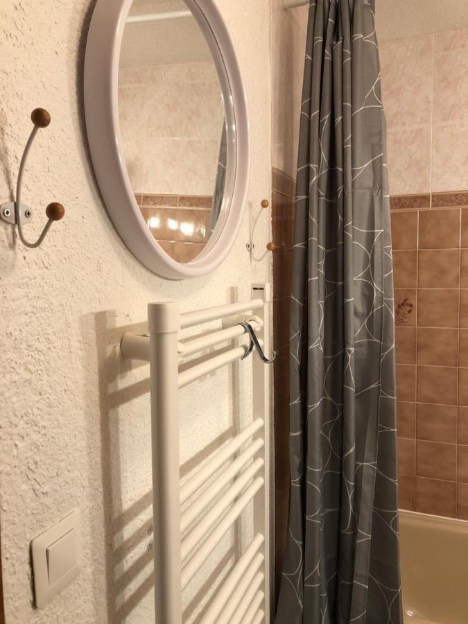 Appartement rez de jardin montée de l'alpe d'Huez La Garde  Exterior foto