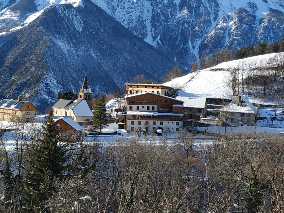 Appartement rez de jardin montée de l'alpe d'Huez La Garde  Exterior foto